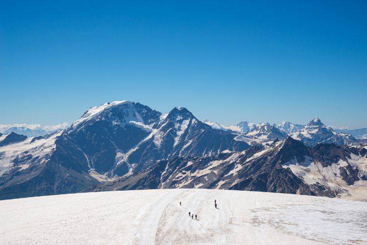 Elbrus aus der Ferne