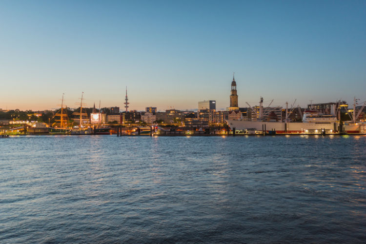 Die Elbe in Hamburg