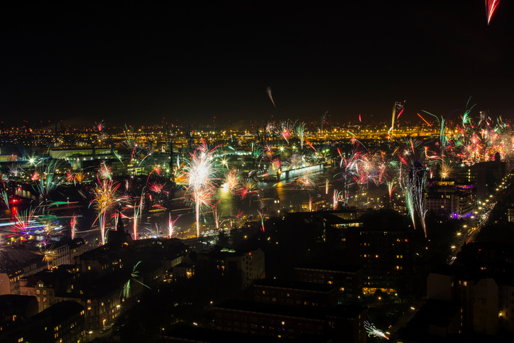 Panorama über Silvesternacht in Hamburg