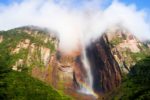 Besondere Urlaubsziele: Die 7 höchsten Wasserfälle der Welt