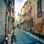 Kleine Gasse in der Innenstadt in Bordeaux