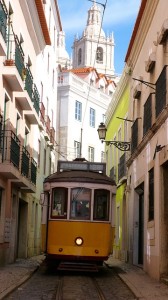 tram-97165_640